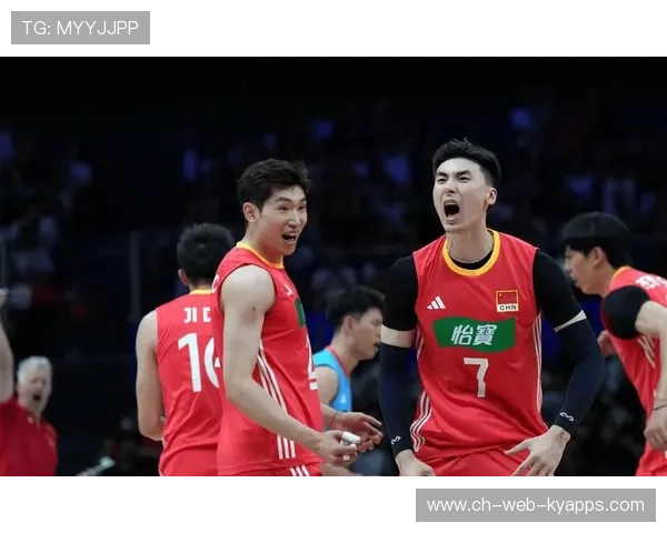 中国男排连续防守反击快球得手：场上韧性与速度并进的品牌之光